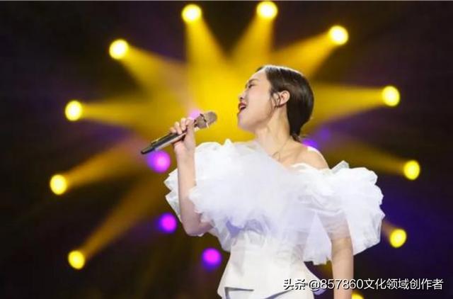 宗庸卓玛:你认为飙高音最高的女歌手是哪位，你最喜欢她的哪首歌