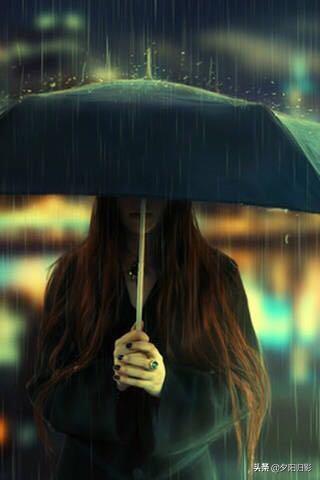 苦笑无奈心酸的图片类似于苦笑无奈的词语有什么