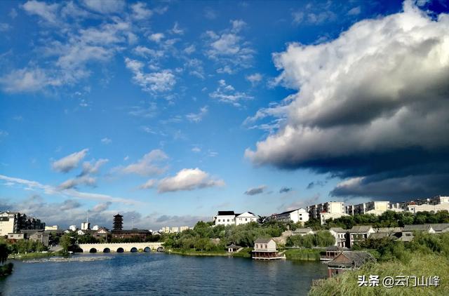 戴胜鸟图片:自从学习摄影以来，你拍的最满意的风景照有哪些？能分享三张吗？