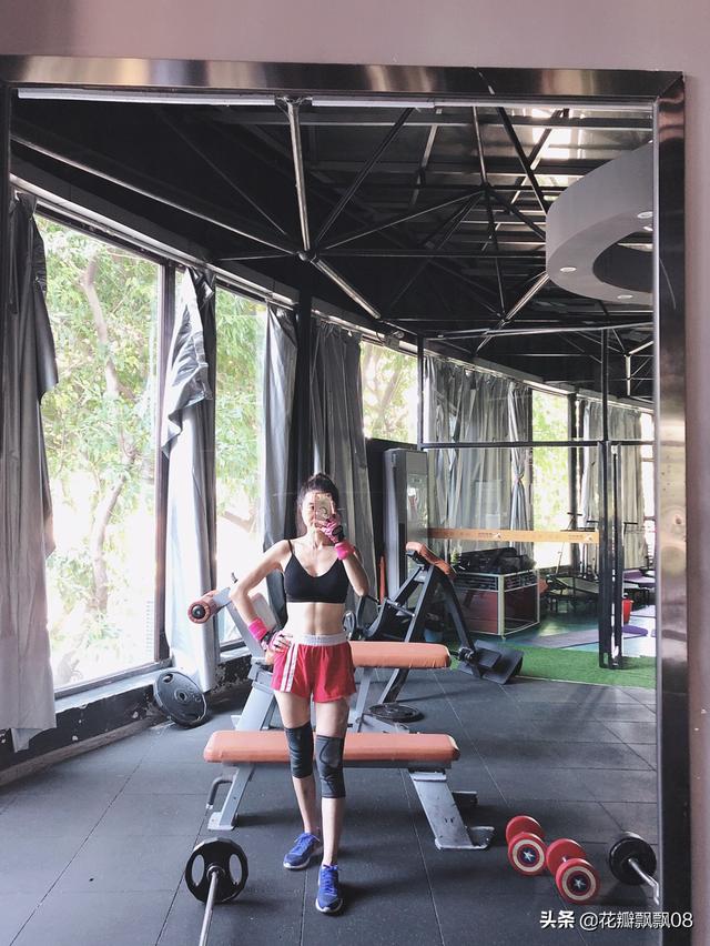 你认为超过50岁依然美的女性,照片是什么样子？