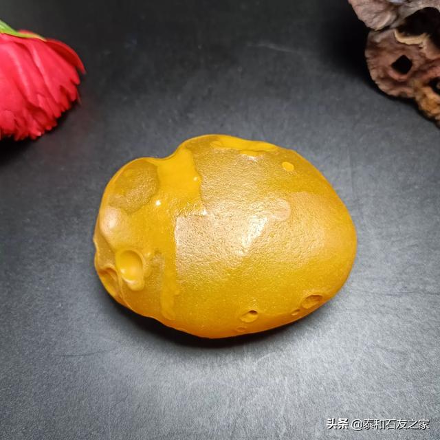 普通石头里面有玉吗,玉石跟普通的石头有什么区别吗？