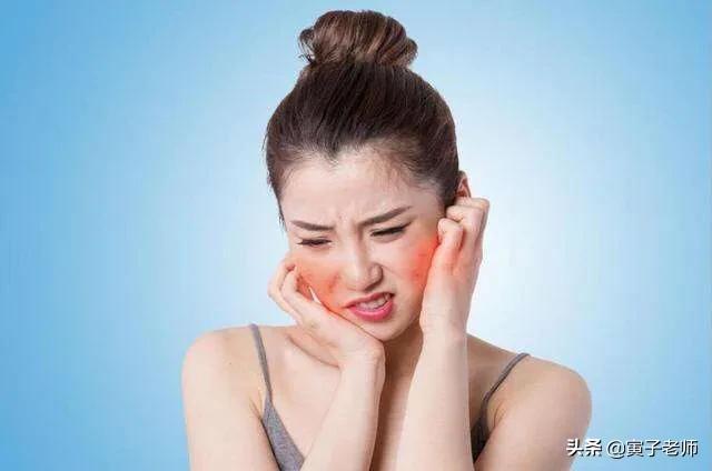 哪个牌子的套装补水比较好？皮肤比较敏感？