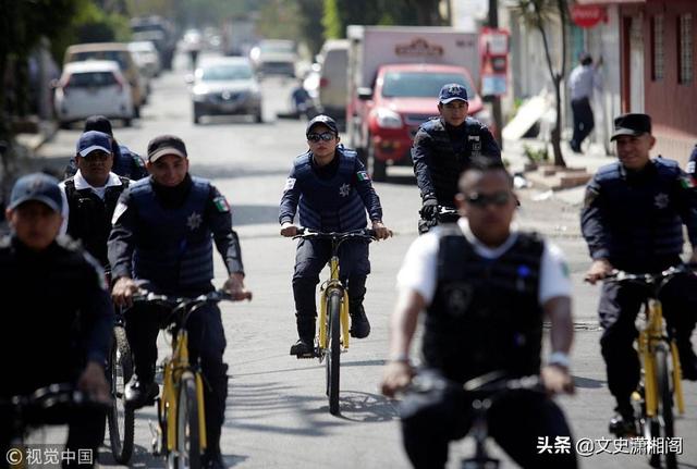 有个外国朋友想去墨西哥当警察,听说薪水高,我该不该支持他？