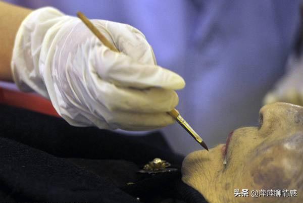 火葬场灵异事件没写完:殡仪馆做遗容整理师是一种什么样的体验？