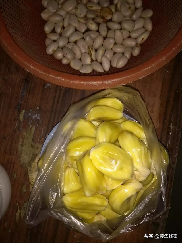 菠萝蜜的粘液怎样清除？