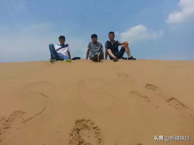 骆驼在撒哈拉沙漠雪中漫步:有没有什么超虐的短篇故事，分享一下可以吗？