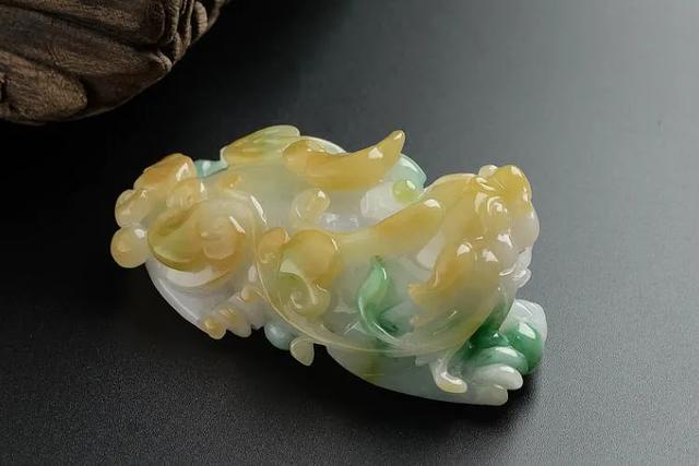 玉石雕刻什么图案好,用什么玉雕刻貔貅比较好？