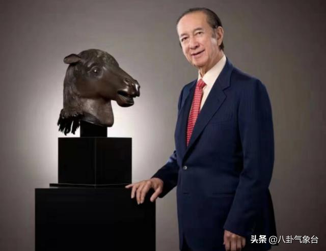 阿旺晋美:何鸿燊的葬礼会盖国旗吗？