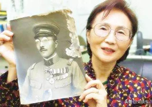 南京烧狗蝴蝶儿子:“剃刀将军”东条英机64岁被绞死，留下3个儿子，现状如何？