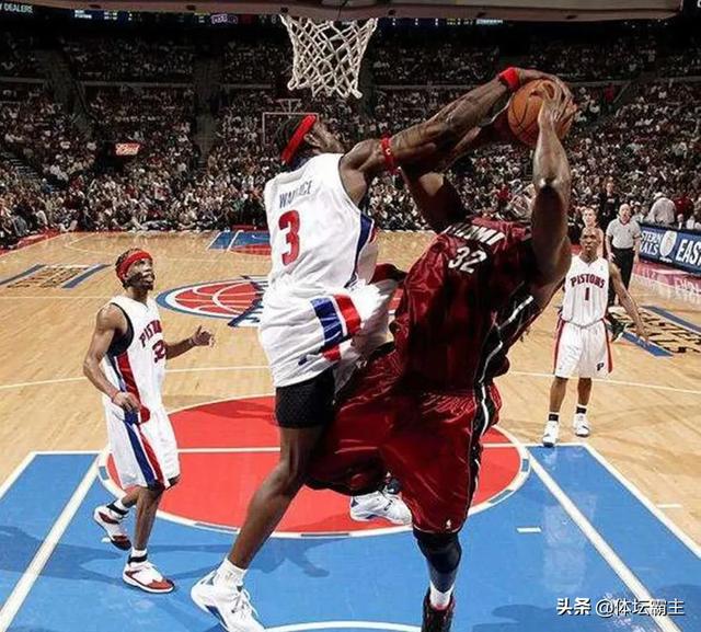 怀特塞德为什么叫白边:NBA中有没有哪位球员底薪加盟球队并且担任首发？