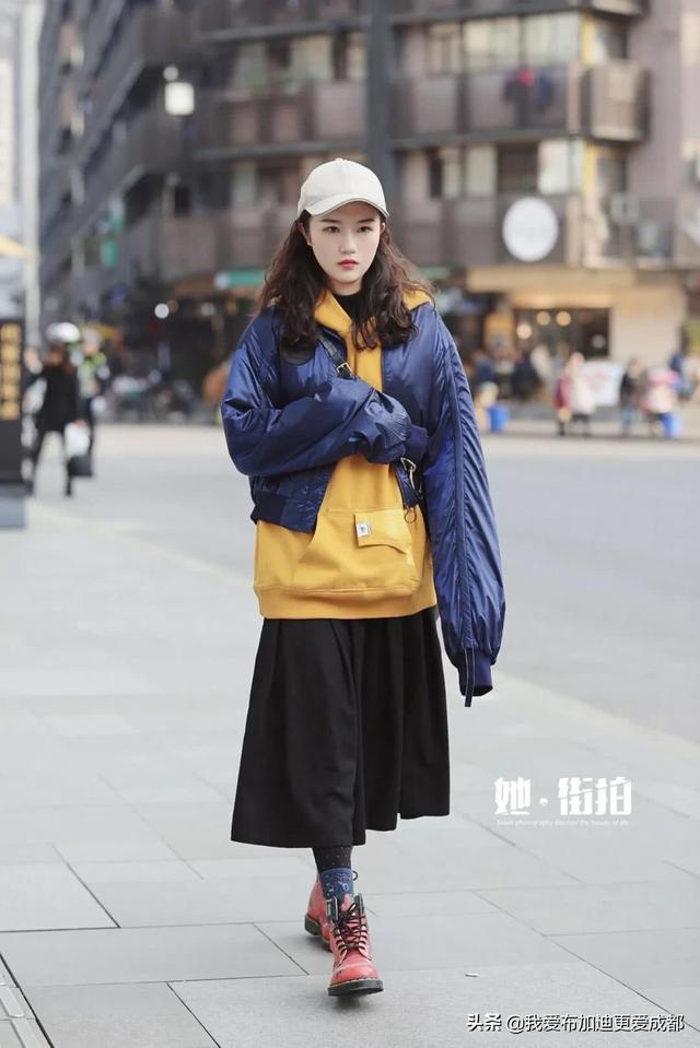 雅女 雅鱼 雅雨:为什么茶园里面插有黄色的纸旗？茶叶的种植应该怎么去管理？