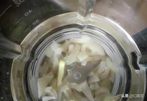肉皮冻的家常做法步骤图解?