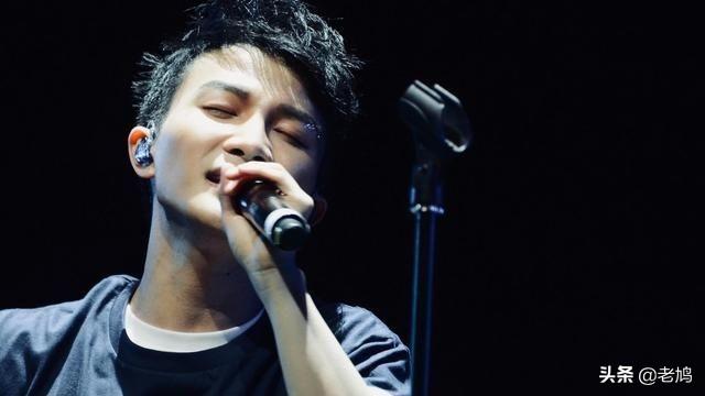 周深为什么是女声:为什么周深能够霸占国漫和古装宣传曲他的嗓音到底有什么魔力