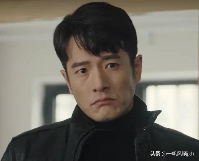 燃烧电视剧情介绍:电视剧《燃烧》里许家桐和罗伯特是什么关系
