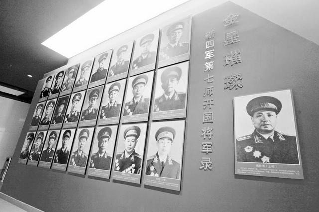 军队校级有没有当军长，司令的？