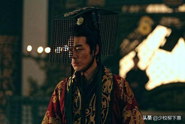 樊姬楚国之夫人也:哪个女人说了什么话，促使楚庄王成为春秋五霸之一？
