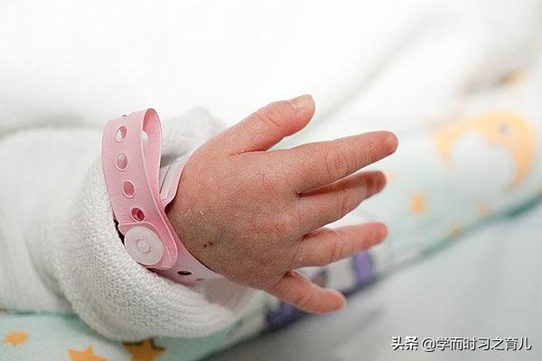 孕妇那么多，宝妈们在医院扎堆生孩子，医院如何保证不会弄错孩子？