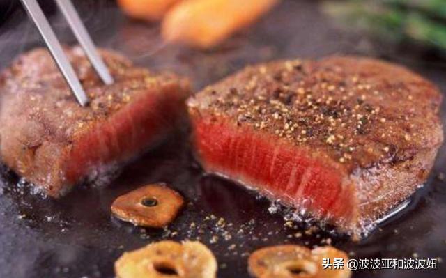中低端猫粮排行榜:大年初三捡了只蓝白流浪猫，学生党我要买哪种猫粮？