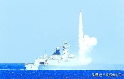 驱逐舰上面只携带几十枚导弹，战争中打光了怎么办？插图20