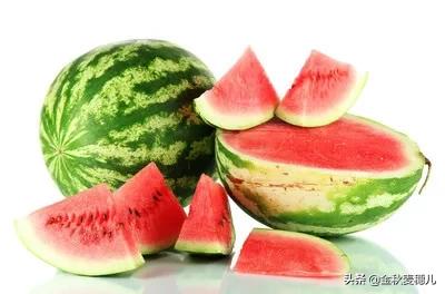 西瓜蚜虫怎么防治:大棚种植西瓜，易发生病害，要如何防治呢？