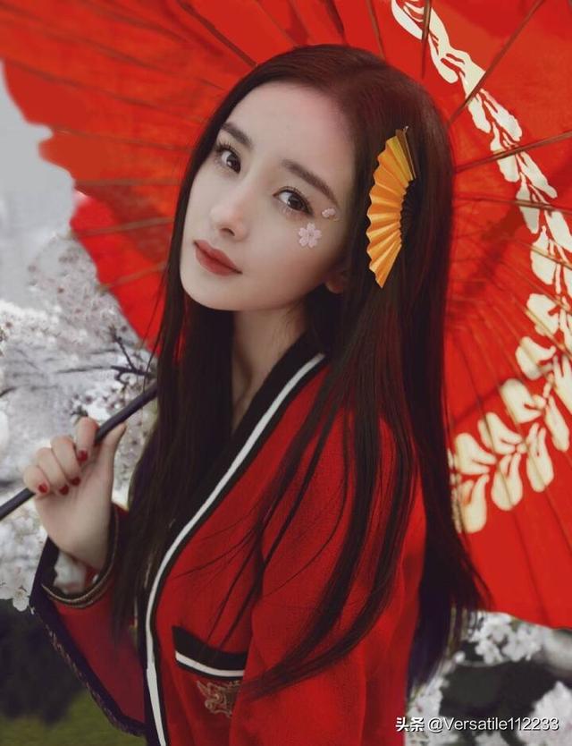 笑着活下去程小诺:杨幂和刘亦菲年龄相仿，你觉得到底她俩谁更美一些？