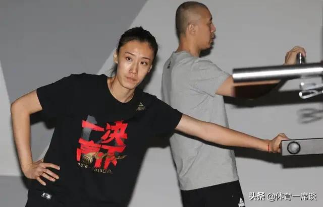 加提蓬:朱婷加入天津女排，是不是其他队只能争第二了？大家对此怎么看？