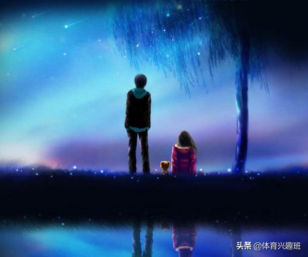 吴亦凡背玩偶走秀:李某迪会缺女朋友吗？为啥他还去嫖？