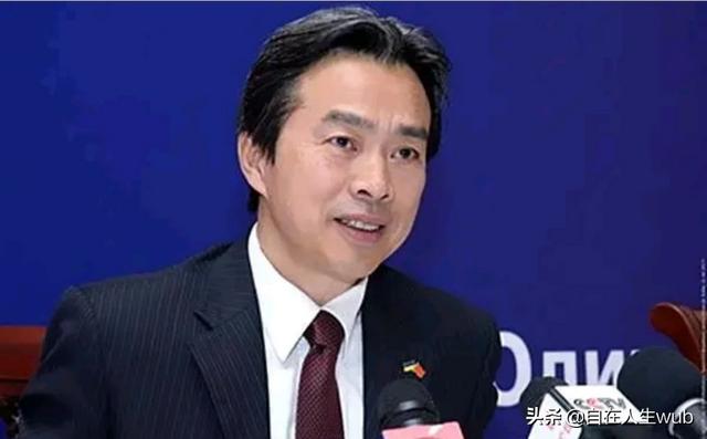 歌舞伎面谱综合症:特朗普摇摆摇摆背后的原因估计是什么，猜测一下，使劲猜