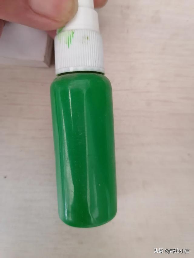 舒淇荧光橙造型:浮漂目数已变淡怎样变清楚