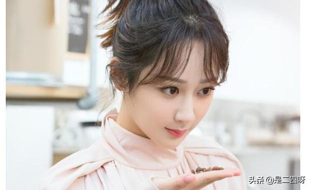 异性缘好的女生,异性缘好的女生有什么特点？