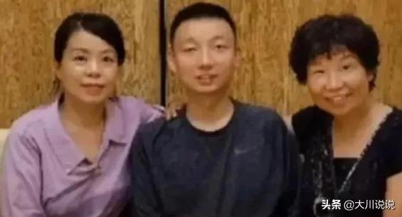 陈飞宇点赞事件:许敏停止的直播又开始了，1200多万的点赞量说明了什么？