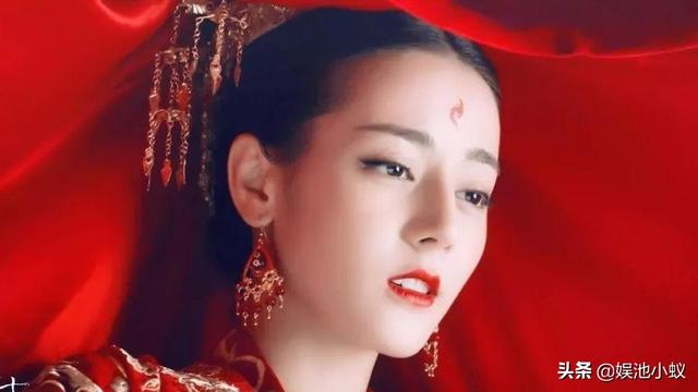 迪丽热巴光着全身图片:你认为迪丽热巴美还是鞠婧祎美还是赵丽颖美