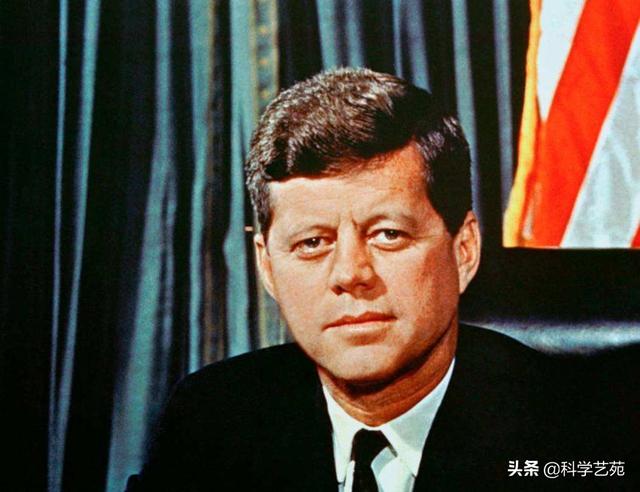 月球上的秘密:为什么现在不载人登月了？难道月球上真有不可告人的秘密？