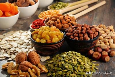 减肥猫技能表:减重时，如何计算饮食中碳水化合物的摄入量？ 减肥猫训练营