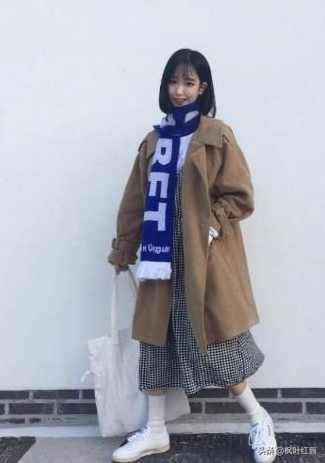 海青发型:中年女子穿什么裙子最好看