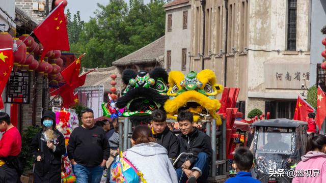 河南农村庙会斗狗现场视频:今年河南滑县火神庙会，有社火表演么？