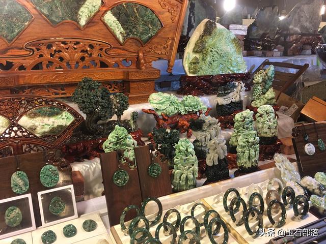 最便宜翡翠批发市场,在瑞丽和四会市买翡翠哪个最划算？