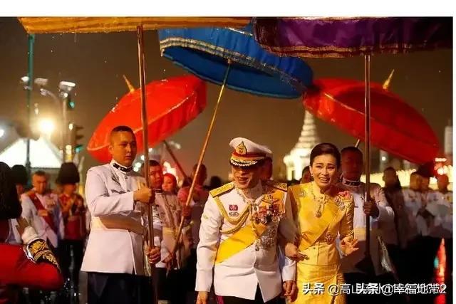 泰国王室:泰国也乱了，民权和王权对峙，年轻一代为什么反对国王？