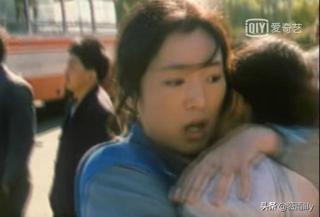 《你好，李焕英》贾玲初次当导演就一战封神，这部电影好看在哪？