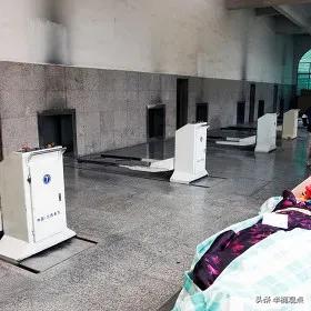 目睹殡仪馆之灵异事件2:火葬场在火化尸体的时候为什么不让家属靠近？