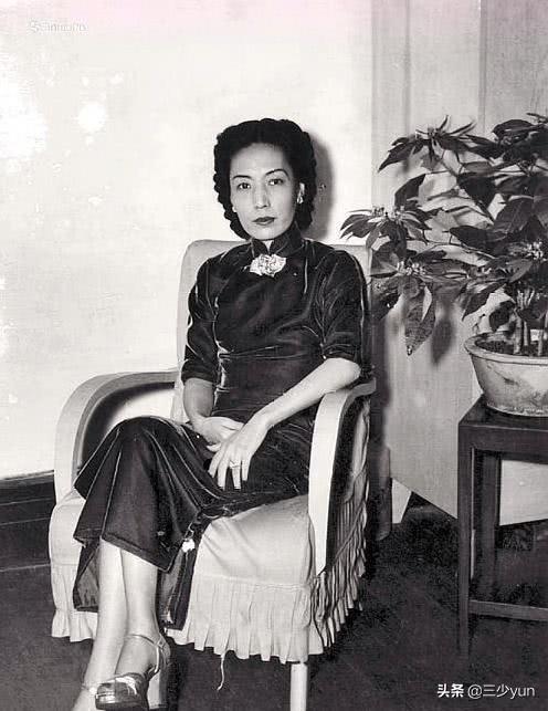 杜敬谦去世:杜月笙去世后，留给孟小冬的遗产并不多，孟小冬是如何谋生的？