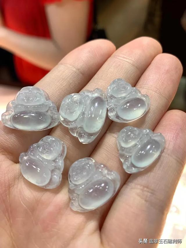 怎么看玉的成色好不好,请专业人士帮忙鉴定，这块玉的成色怎么样？