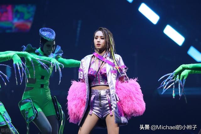 雷迪嘎嘎成名曲:歌坛里让你选3个女歌手，你会选去看谁的演唱会？