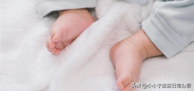 韭菜菠菜抑制乳汁分泌:哺乳期妈妈想“解馋”，却不能随意乱吃哪些食物，影响哺乳？