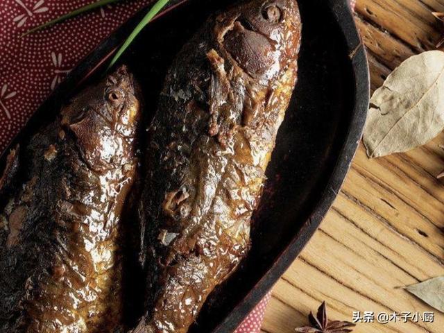 炸酥鱼为何总是炸不酥脆，看到的酥鱼方法都是先炸鱼，有没有不炸直接酥的做法