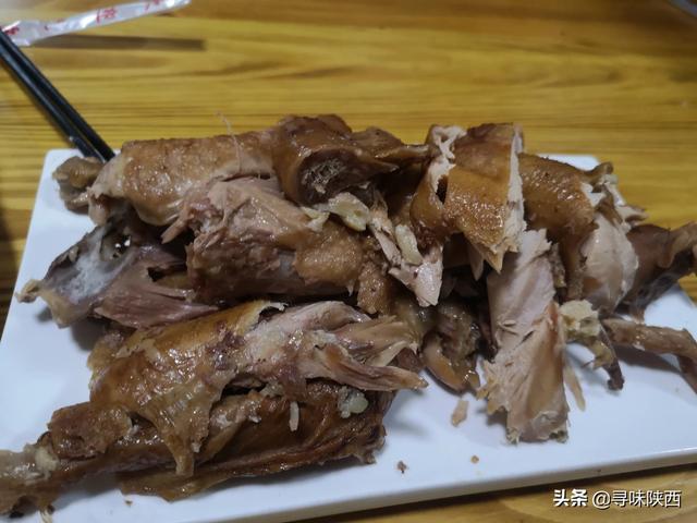 秘制卤整鸡的做法大全:烧鸡的正确的卤制方法和配方？
