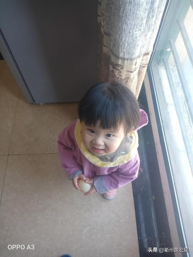 借钱不还:朋友找我借钱，现在拒不还账，是该报警还是起诉？