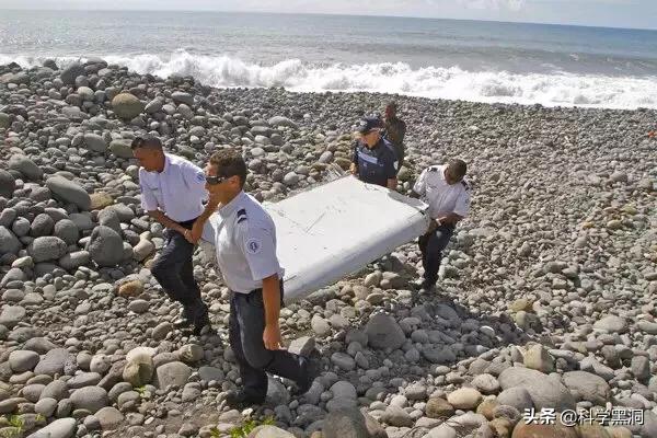 飞机失事未解之谜，马航m370谜团未解，是太空人所为吗