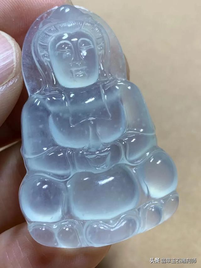 怎么看玉的成色好不好,请专业人士帮忙鉴定，这块玉的成色怎么样？