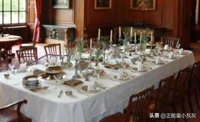 西方餐桌礼仪:各国人餐桌前礼仪都有什么不同？